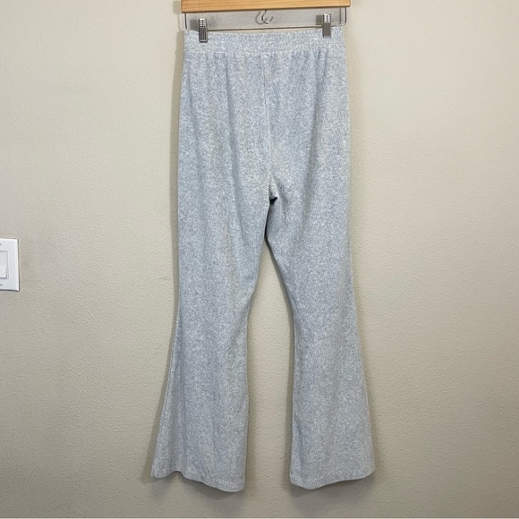 Aerie Groove-On Velour High Waisted Flare Pant Medium Heather Gray Size M - Picture 7 of 9